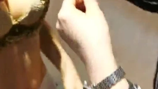 双飞肉感十足的眼镜肥乳爽爽爽