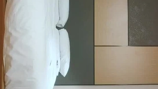 媳妇被我草的流了好多水