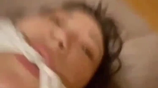 涂了油的啦啦队长参与群交