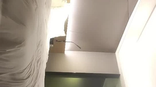 最牛超级死猪重磅自拍作品1米75好身材妹子被人灌醉暴力玩话说这四眼仔样子真猥琐